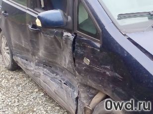 Битый автомобиль Ford C-Max