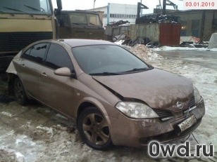 Битый автомобиль Nissan Primera