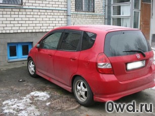 Битый автомобиль Honda Fit