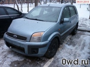 Битый автомобиль Ford Fusion