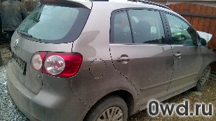 Битый автомобиль Volkswagen Golf Plus