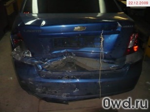 Битый автомобиль Chevrolet Lacetti