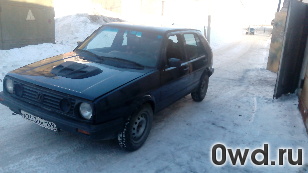 Битый автомобиль Volkswagen Golf