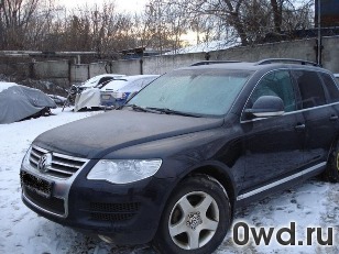 Битый автомобиль Volkswagen Touareg