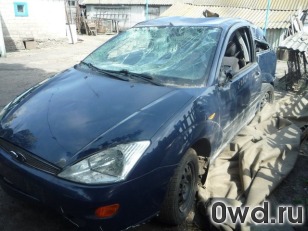 Битый автомобиль Ford Focus