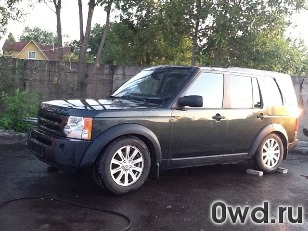 Битый автомобиль Land Rover Discovery