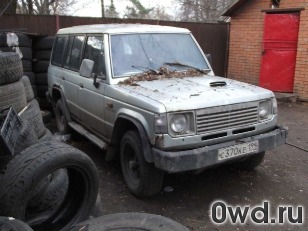 Битый автомобиль Mitsubishi Pajero