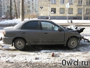 Битый автомобиль Kia Spectra