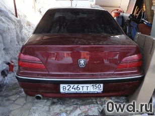 Битый автомобиль Peugeot 406