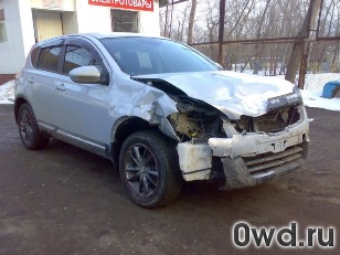 Битый автомобиль Nissan Qashqai