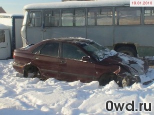 Битый автомобиль Volvo S40